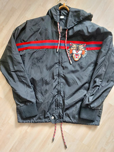 Gucci "Angry Cat" Nylon Windbreaker (1 foto / 10)