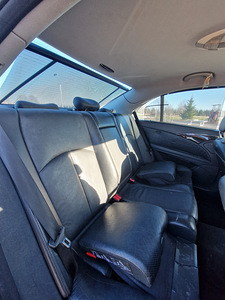 Mercedes-Benz E 320 4 Matic Avantgarde 3.2 165kW (11 foto / 12)