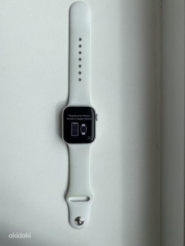 Apple Watch Series 4, 40 мм (фото #2)