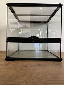 Terrarium Exo Terra 45x45x45cm (1 foto / 7)