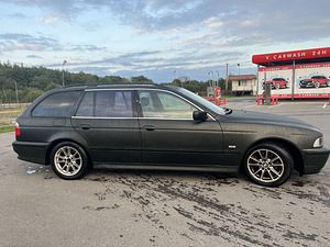 BMW 525D Automaat 120kw (3 foto / 9)