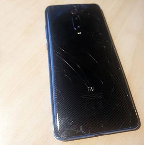Xiaomi Mi 9T 128GB 6GB RAM (4 foto / 4)