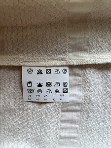 Платье Hugo Boss (3 фото из 5)
