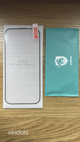 Защитное стекло IPhone 16/16 Plus/16 Pro/16 ProMax