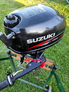 2015a Suzuki 2.5hj 4 stroke (6 фото из 6)
