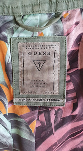 Guess куртка (5 фото из 8)