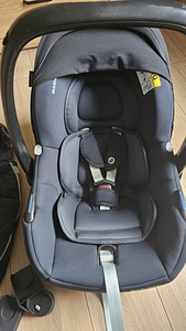 Maxi cosi turvahäll cabriofix 2023 (2 foto / 7)