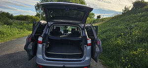 Ford grand c-max (7 foto / 15)