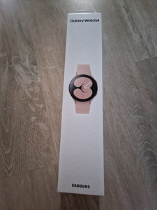 Galaxy watch 4 40mm LTE pink, sealed box, warranty (1 foto / 1)