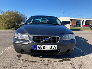 Volvo S60 2.4l 103kW 2005 (5 foto / 9)