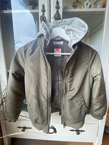 Куртка-бомбер H&M 7-8л.