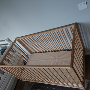 IKEA детская кроватка (2 фото из 2)