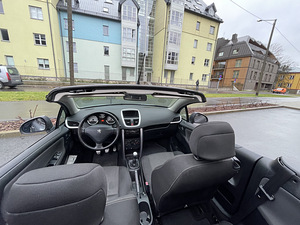 Peugeot 207cc 2009 (7 foto / 8)
