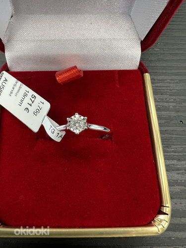 Кольцо белого золота с бриллиантом 18 размер (фото #3)