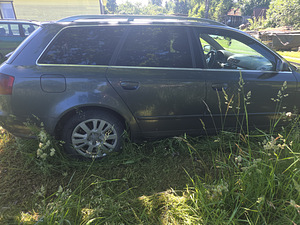 Audi a4 b7 3.0tdi 171kw (3 foto / 5)