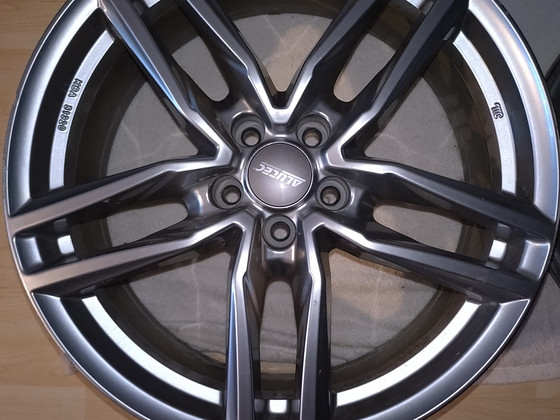 Alutec 8JX19 H2 ET45 5*108