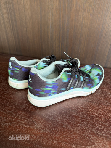 Кроссовки Adidas для тренировок