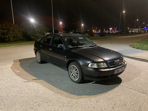 Audi A4 B5 1.8 ÜV 06.25 (3 foto / 4)