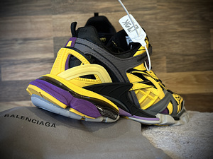 Balenciaga Track 2 (3 foto / 3)