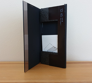 Galaxy Note10+ Clear View Cover kaitsekaaned (must) (2 foto / 3)
