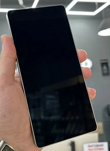 Samsung galaxy s25 ultra (2 foto / 4)