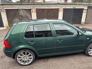 VOLKSWAGEN GOLF (3 foto / 8)