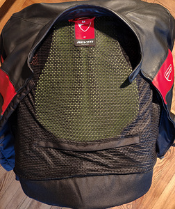 Ducati Company '14 jacket by Revit (nahktagi) (3 foto / 3)