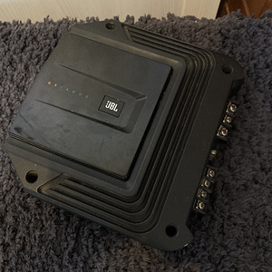 Subwoofer + JBL võim (2 foto / 3)