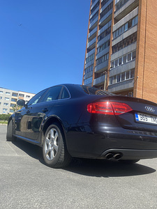 Audi A4 1.8 118kW (1 foto / 14)