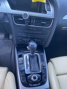 Audi A4 1.8 118kW (12 foto / 14)