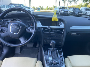 Audi A4 1.8 118kW (13 foto / 14)