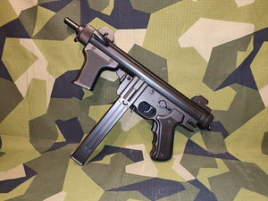 Beretta m12 (1 foto / 2)