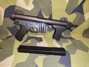 Beretta m12 (2 foto / 2)