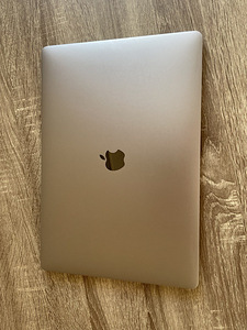 MacBook Pro (15-inch, 2016) (3 фото из 3)