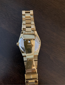 Женские час Michael Kors (3 фото из 3)