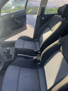 Volkswagen Golf Variant (7 foto / 11)