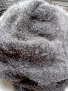 Käsitsi kootud kitsevillast sall (1 foto / 9)