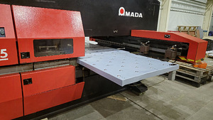 AMADA Europe 245 (2 foto / 8)