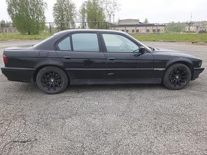 Müüa/vahetada BMW e38 725tds (4 foto / 5)