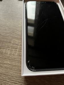 iPhone Xr 64GB Must (6 foto / 7)
