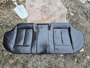 Mercedes-Benz w211 Istme- ja uksekaardid (5 foto / 8)