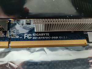 GIGABYTE GV-R797OC-3GD rev 2.1 (3 foto / 4)