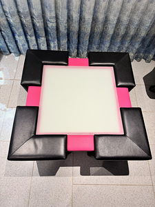 Журнальный столик с RGB-подсветкой