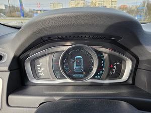 Volvo v 70 (9 фото из 10)