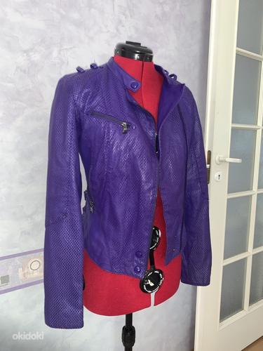 Guess фиолетовая кожаная куртка (фото #3)