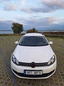 Volkswagen Golf VI 1.4 TSI (3 foto / 9)