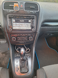 Volkswagen Golf VI 1.4 TSI (9 foto / 9)