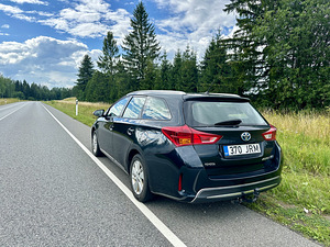 Toyota Auris 2014 LPG/Hybrid (3 foto / 13)