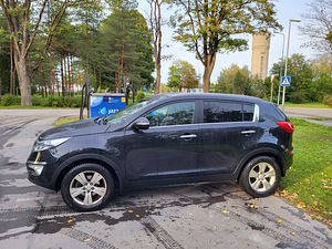 Продам Kia Sportage 2013 , бензин (7 фото из 7)