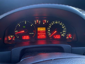 M/V Audi A6 2.5tdi 132kw Quattro Üv 01.25 (8 foto / 8)